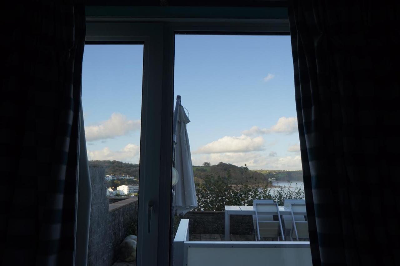 Beach House With Sea Views Over Saundersfoot Bay Kültér fotó